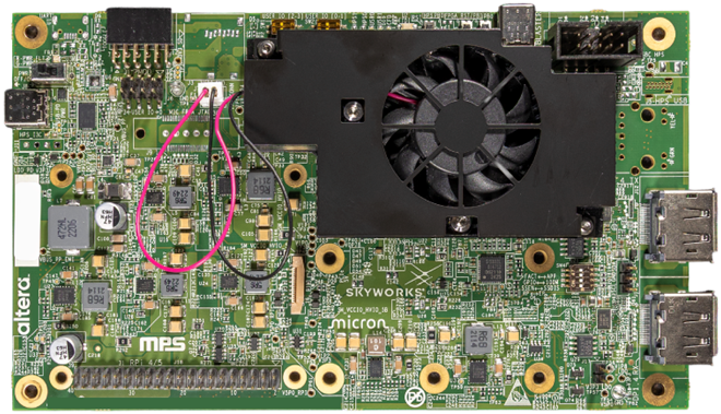 图4：DK-A3W135BM16AEA 开发套件提供面向能效型边缘 AI 的紧凑平台.png